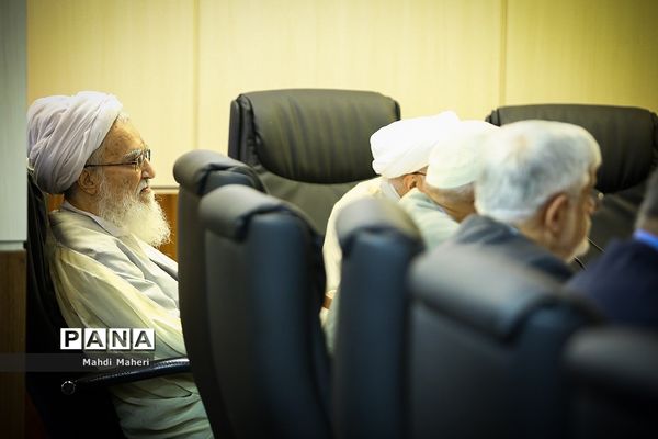 آخرین جلسه مجمع تشخیص مصلحت نظام در سال ۹۷