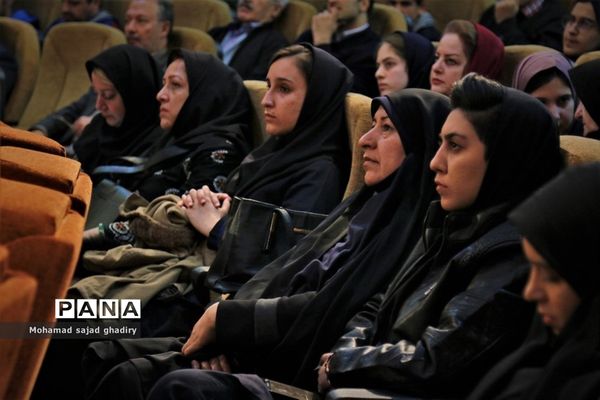 تجلیل از برگزیدگان نوزدهمین فراخوان ملی پرسش مهر نوزدهم