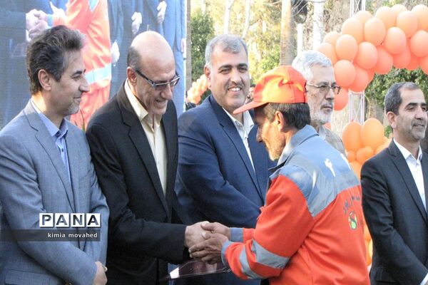 تجلیل از نارنجی پوشان و سفیران پاکیزگی در شیراز