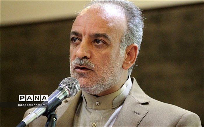 در آیین تجلیل از82 رتبه برتر کنکور فردوس مطرح شد:به کارگیری علم در مسیر خدمت از ضروریات است