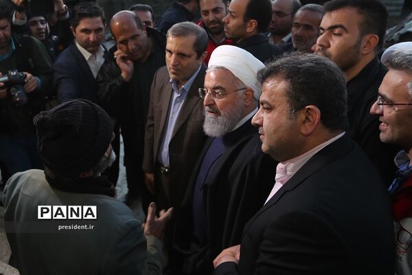 حضور رئیس جمهوری در جمع مردم روستای سیل زده کردخیل مازندران