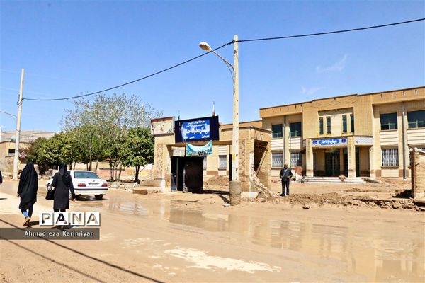 پاکسازی آثار تخریبی سیل در شیراز