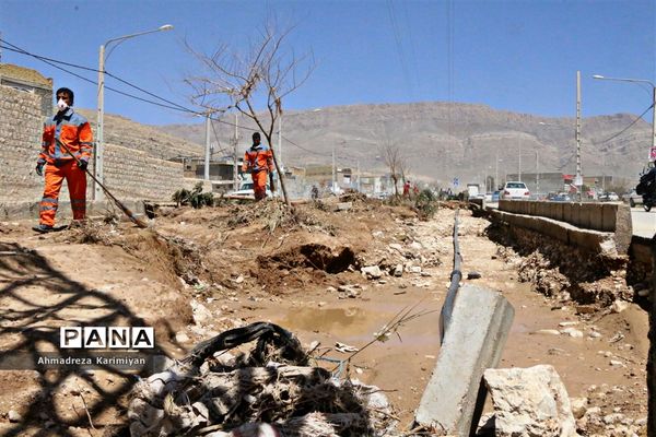 پاکسازی آثار تخریبی سیل در شیراز