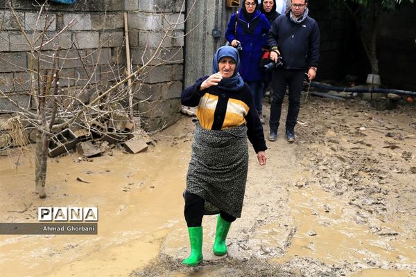 وضعیت مردم روستاهای سیل‌زده سیمرغ