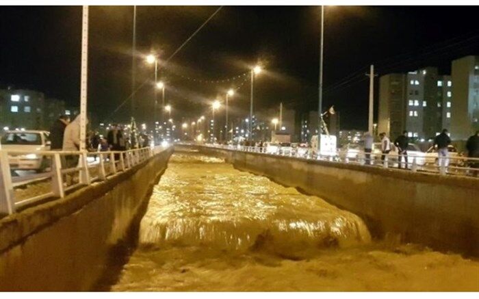 شهردار قم: کانال منطقه پردیسان قم باید به قمرود متصل شود