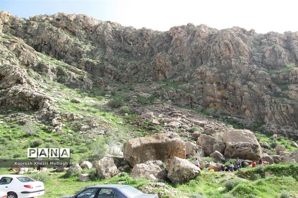 طبیعت آفتابی کازرون و جاده دوان بعد از بارندگی‌های شدید اخیر