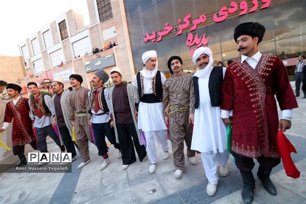 کارنوال شادی در پدیده شاندیز مشهد