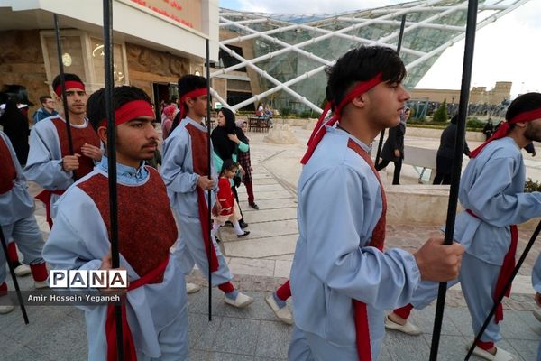 کارنوال شادی در پدیده شاندیز مشهد