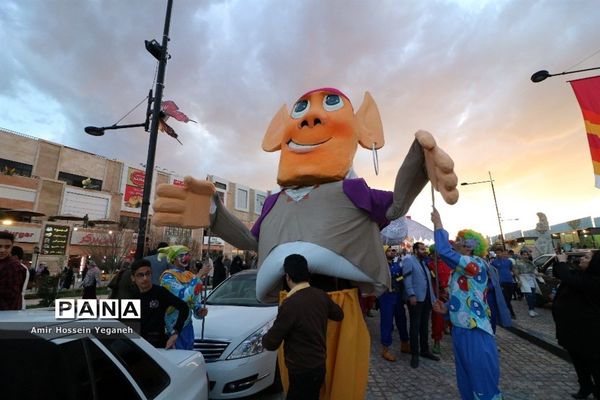 کارنوال شادی در پدیده شاندیز مشهد