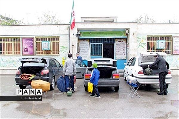امدادرسانی به منطقه سیل‌زده سیمرغ