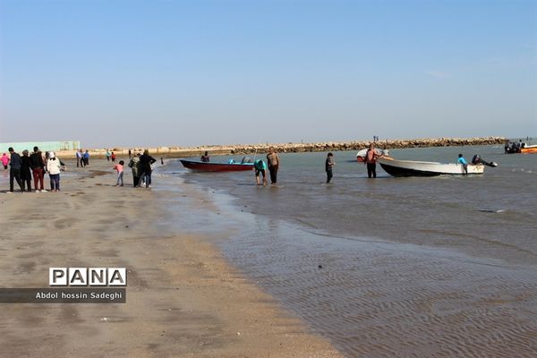 مسافران نوروزی در بوشهر-3