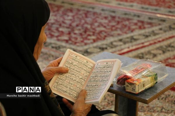 مراسم بزرگداشت جانباختگان حادثه سیل در شیراز