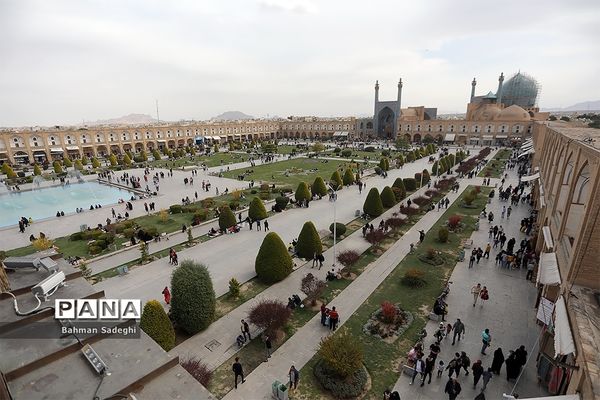 میدان نقش جهان اصفهان در نوروز 98