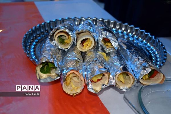 چهارمین نمایشگاه خیریه شهر گله‌دار