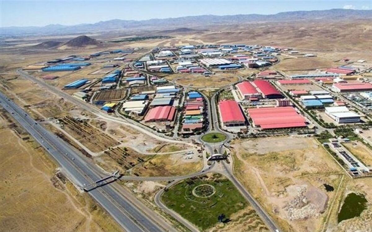 راه‌اندازی مجدد ۳۲۱ واحد صنعتی سیل زده