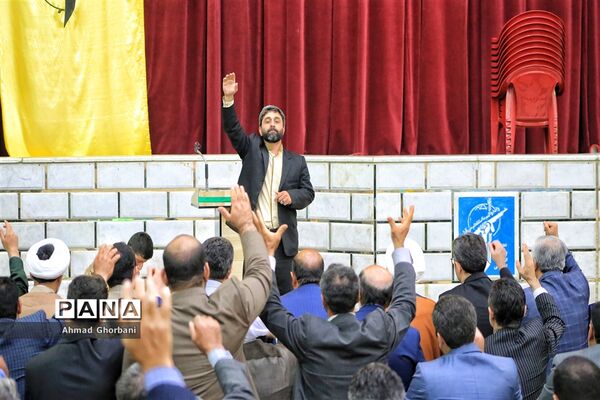 دیدار فرماندار ساری با فرماندهان سپاه به مناسبت روز پاسدار