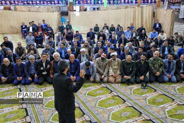 دیدار فرماندار ساری با فرماندهان سپاه به مناسبت روز پاسدار