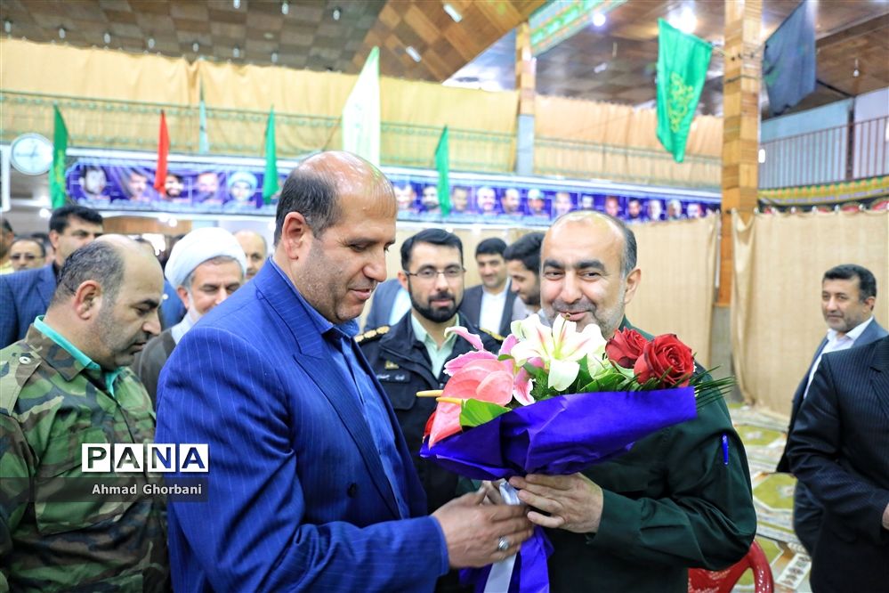 دیدار فرماندار ساری با فرماندهان سپاه به مناسبت روز پاسدار