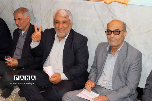 جشن ولادت امام حسین(ع)، حضرت ابوالفضل(ع) و امام سجاد(ع) در اداره کل آموزش و پرورش استان بوشهر