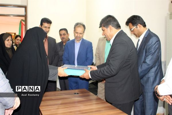 افتتاح اتاق ویژه اولیا در مدارس پروین اعتصامی  و  معینی  بوشهر