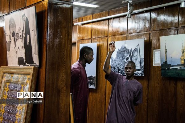 بازدید شرکت کنندگان ششمین دوره مسابقات بین المللی قرآن کریم از حسینیه جماران