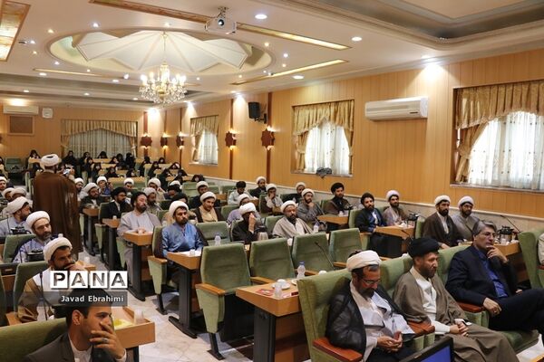 برگزاری دوره آموزشی توانمند‌سازی مبلغین و مبلغات مدارس امین خراسان رضوی