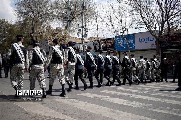 راهپیمایی مردم تبریز در حمایت از سپاه پاسداران انقلاب اسلامی