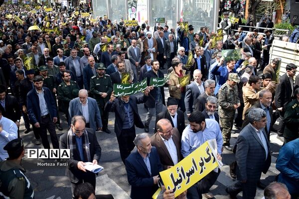 راهپیمایی مردم تبریز در حمایت از سپاه پاسداران انقلاب اسلامی