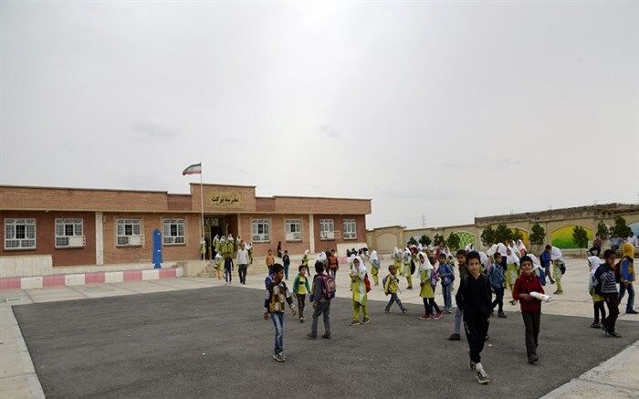 مدارس روستایی 9 شهرستان خراسان جنوبی تعطیل شدند