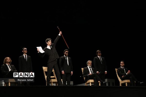 اجرای نمایش «سقراط»