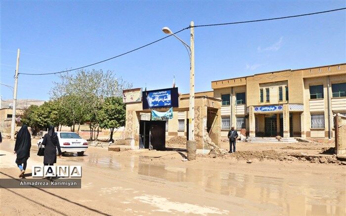 مدرسه های سعدی، سیل را شکستند
