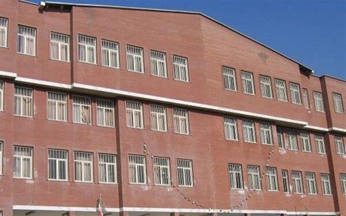 خیر مدرسه ساز بیرجندی : مدرسه سازی  یک صدقه جاریه است