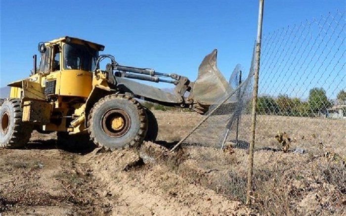 رفع تصرف غیرقانونی از زمین 8000 متری در محله جردن
