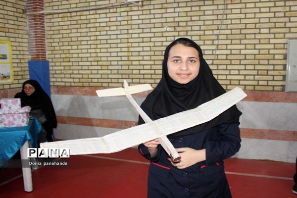 مسابقات گلایدر دانش‌آموزان دختر شهرستان بوشهر-2