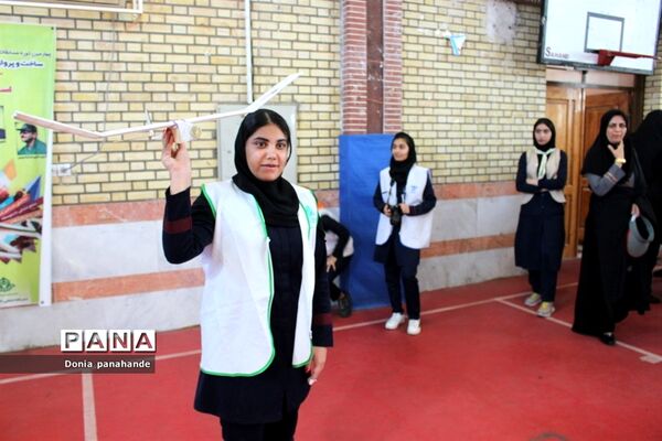 مسابقات گلایدر دانش‌آموزان دختر شهرستان بوشهر-2