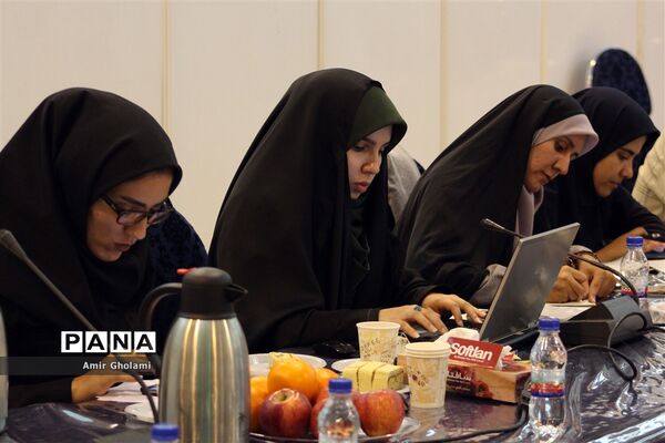 نشست خبری اعضا کمیته داوران سی و ششمین دوره مسابقات بین المللی قرآن کریم