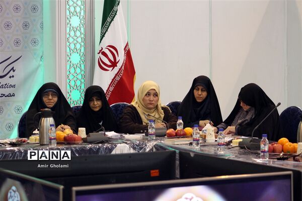 نشست خبری اعضا کمیته داوران سی و ششمین دوره مسابقات بین المللی قرآن کریم