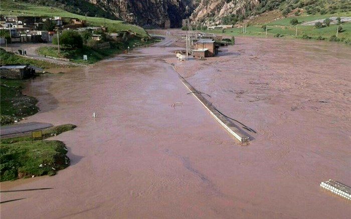 بسیج امکانات سازمان راهداری برای بازگشایی راه‌های روستایی لرستان