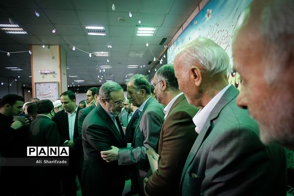 دیدار نوروزی  وزیر آموزش و پرورش با مدیران کل، مسئولان سابق و همکاران حوزه ستادی