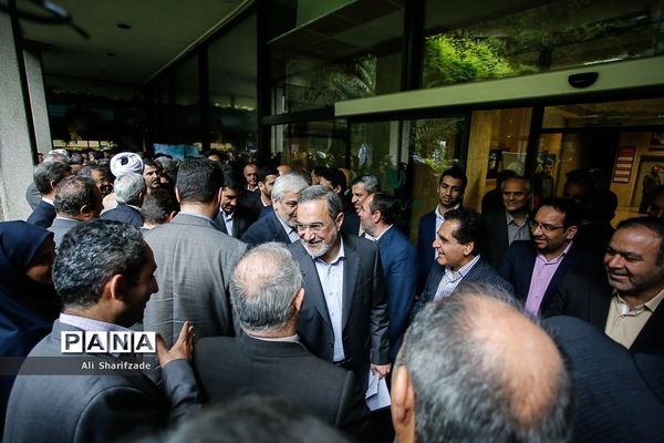 دیدار نوروزی  وزیر آموزش و پرورش با مدیران کل، مسئولان سابق و همکاران حوزه ستادی