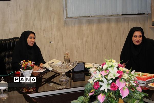 دیدار رئیس سازمان دانش‌آموزی کهگیلویه و بویراحمد با مدیر‌کل و معاونان آموزش و پرورش به مناسبت سال جدید