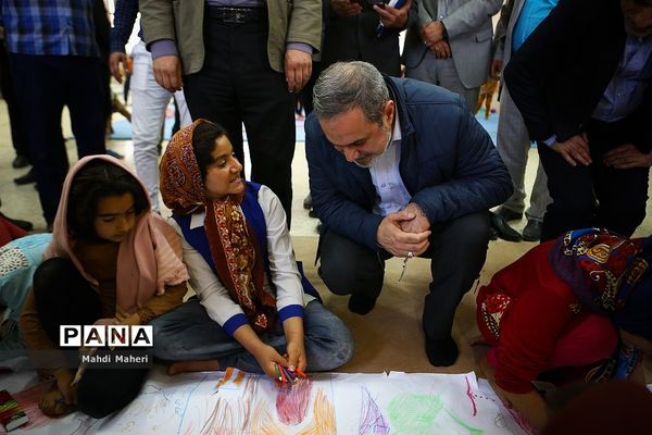 بازدید وزیر آموزش و پرورش از مناطق سیل‌زده استان خوزستان