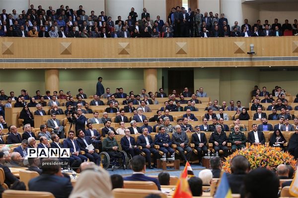 رئیس جمهوری در مراسم سالروز ملی فناوری هسته‌ای