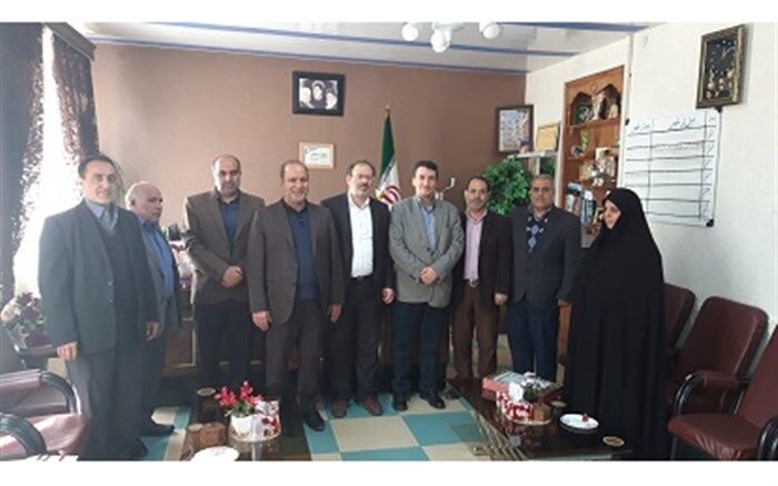 جانبازان نماد فداکاری و ازخود گذشتگی هستند