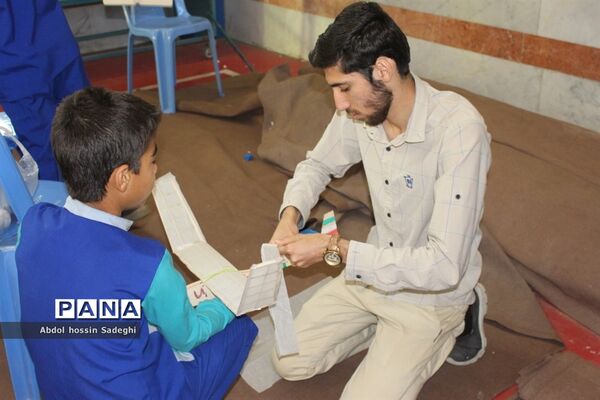 مسابقات گلایدر اولیای دانش‌آموزان پسر شهرستان بوشهر
