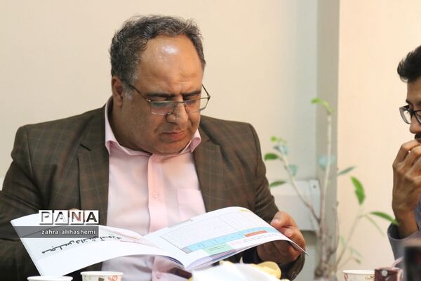نشست فصلی مجلس دانش‌آموزی تهران