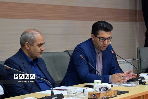 جلسه ستاد گرامیداشت مقام معلم در تبریز