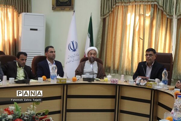 سومین جلسه شورای مرکزی انجمن اولیا و مربیان استان سمنان