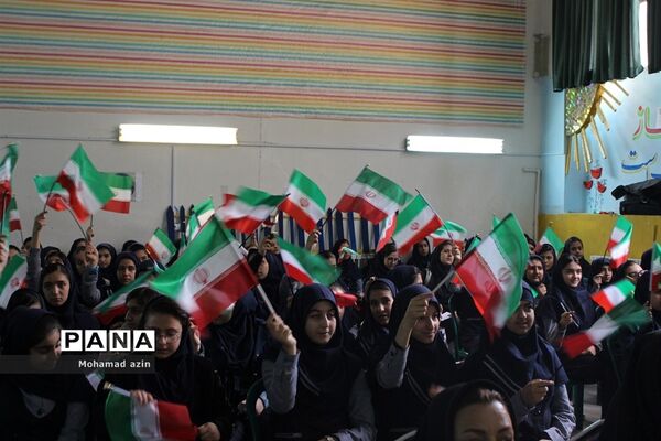آیین سیل مهربانی همکلاسی‌ها