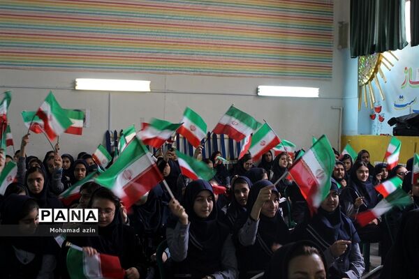 آیین سیل مهربانی همکلاسی‌ها